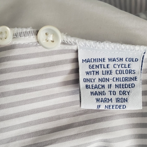 Faconnable white pinstripe and flowers - Picture 4 of 7